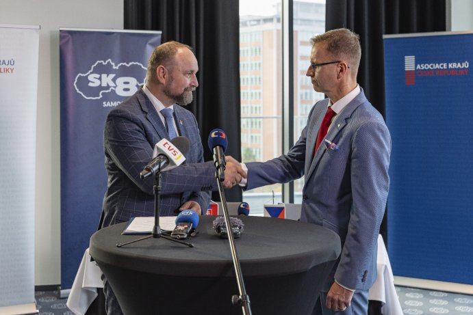 25 let od vzniku krajů. Výročí připomnělo setkání ve Zlíně