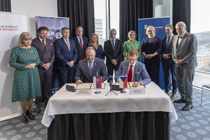 25 let od vzniku krajů. Výročí připomnělo setkání ve Zlíně