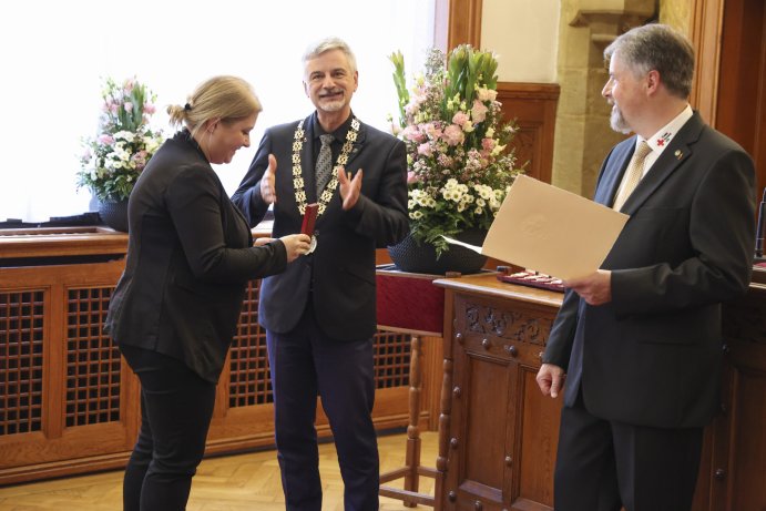  Medaile profesora Janského pro dárce krve
