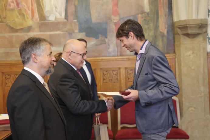  Medaile profesora Janského pro dárce krve
