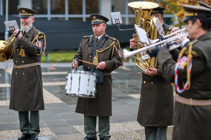  Svoboda a demokracie, 17. listopad uctili také v Olomouci