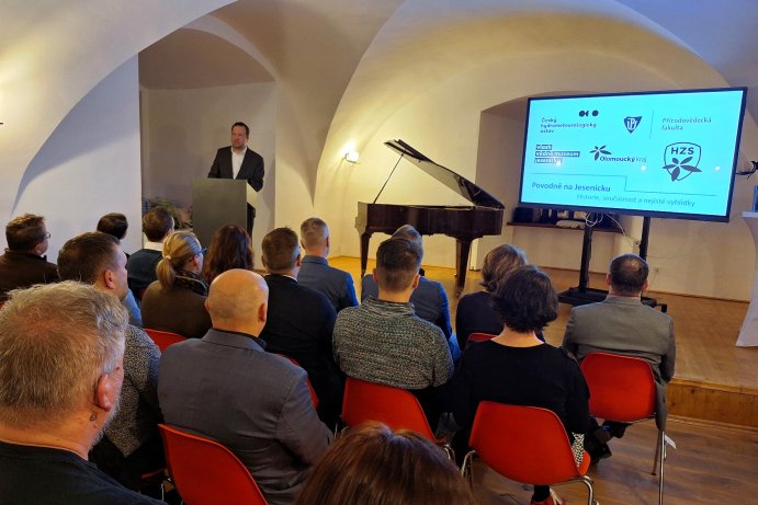  Vodní tvrz hostila křest publikace o povodních v regionu
