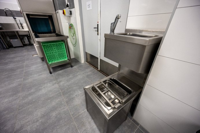  Super výkonnou myčku pro sociální služby pořídil kraj
