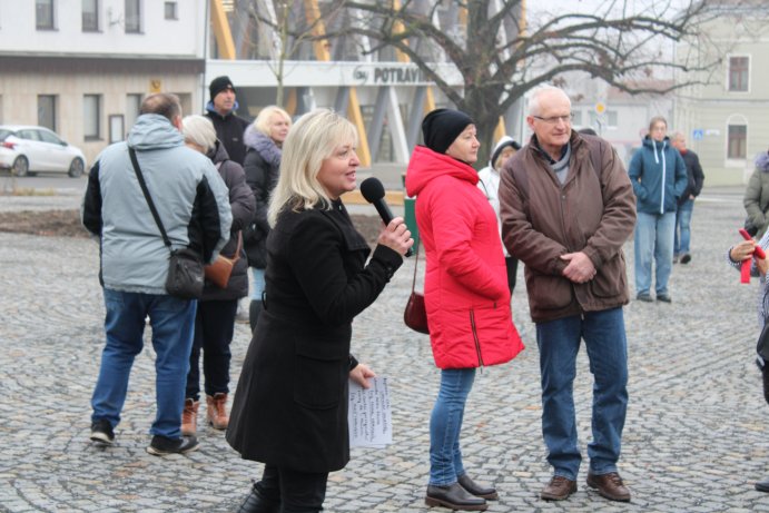  V Konici opravili náměstí. Přispěl i kraj