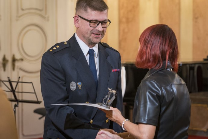  Dobrovolníci převzali Křesadlo. Za práci s dětmi i spolkovou činnost
Foto: Pavel Langer