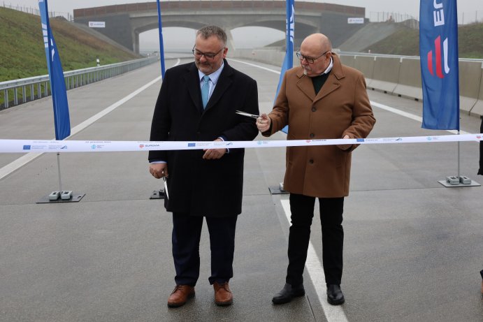  Cesta z Olomouce do Kokor je průjezdná. Nově po dálnici
