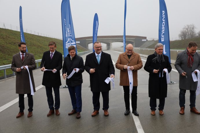  Cesta z Olomouce do Kokor je průjezdná. Nově po dálnici
