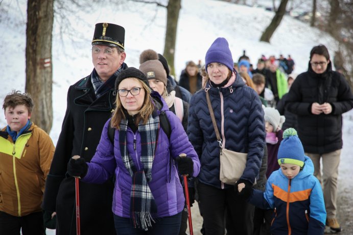  Novoroční výstup přilákal na Helfštýn davy návštěvníků
