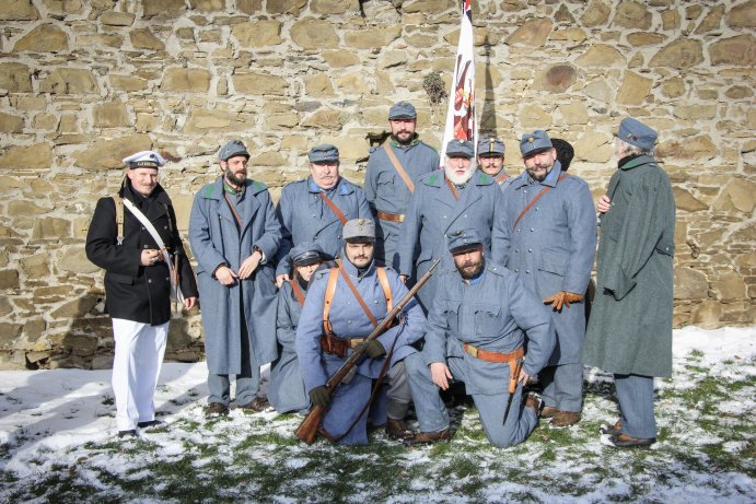  Novoroční výstup přilákal na Helfštýn davy návštěvníků
