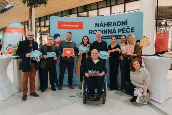  Galerie Šantovka hostí výstavu o pěstounských rodinách
