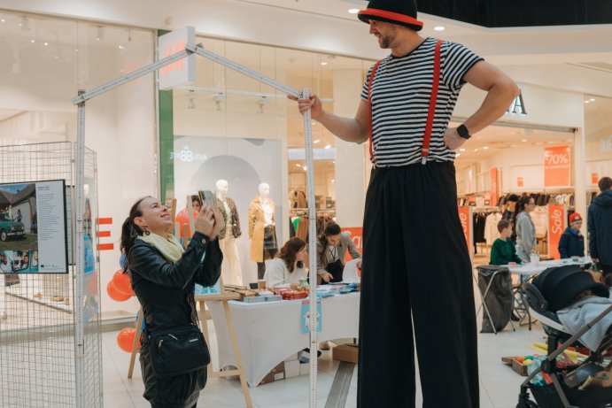  Galerie Šantovka hostí výstavu o pěstounských rodinách
