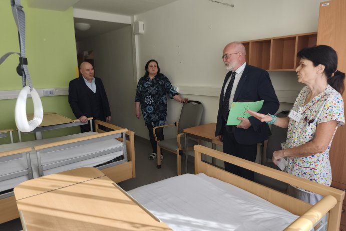  Stoleté jubilantce osobně popřál i zástupce kraje
