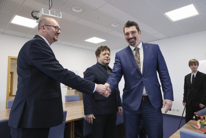  Solární energie pro náctileté – podpořte svým hlasem mezinárodní úspěch týmu studentů z Lipníku
