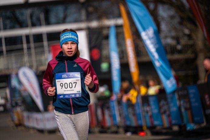  Běžci ve Smetanových sadech. Olomouc hostila RunTour Winter
