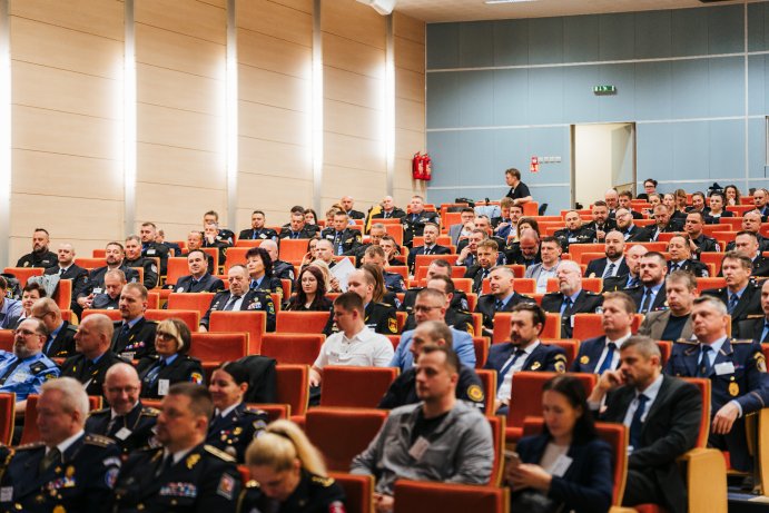  Policisté jednali na mezinárodní konferenci. Už po desáté
