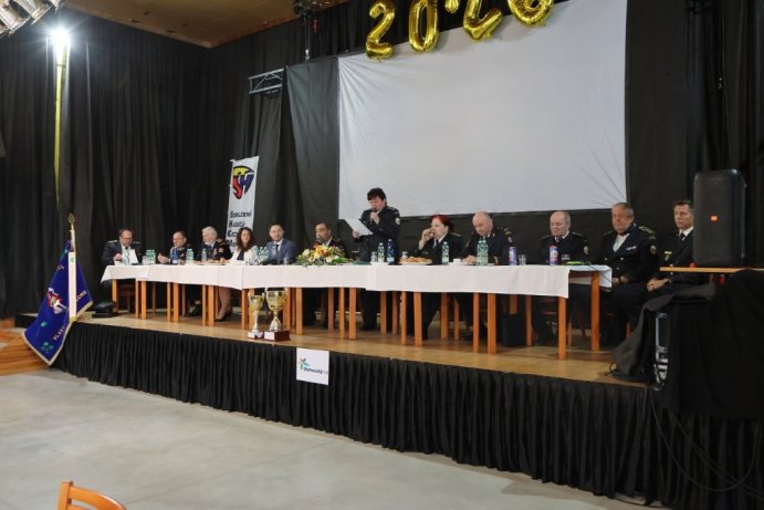  Dobrovolní hasiči z Jesenicka na shromáždění uctili památku kolegů
