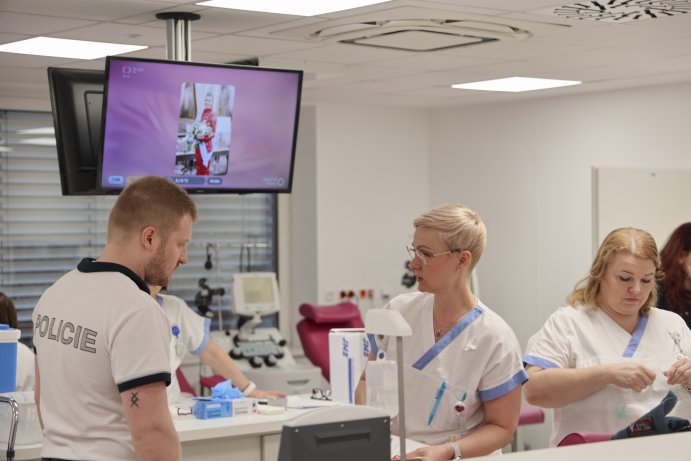  Společná mise – hasiči, policisté i vojáci darovali krev
