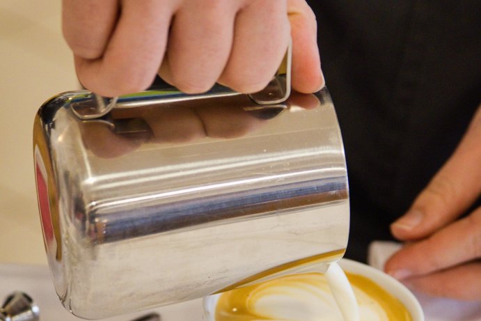  Kuchaři kouzlili s krkovičkou, baristé připravovali kávu
