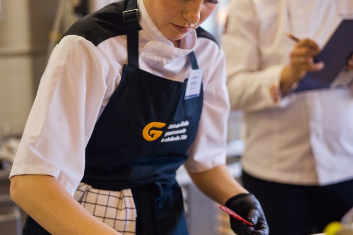  Kuchaři kouzlili s krkovičkou, baristé připravovali kávu
