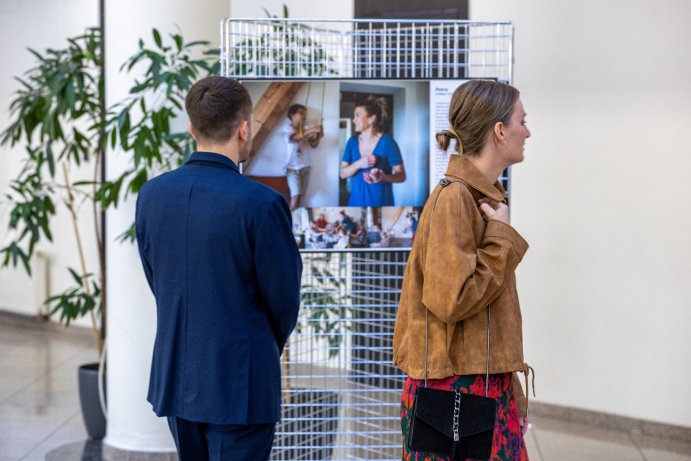  Poděkování pro pěstouny. Při Předmájové veselici
