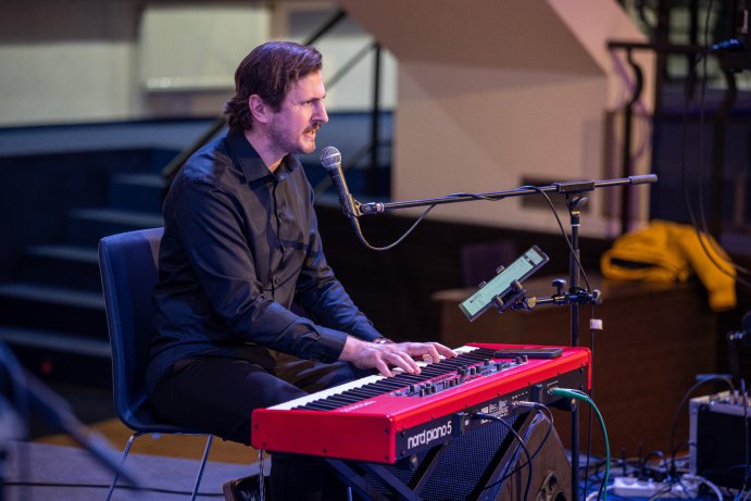  Poděkování pro pěstouny. Při Předmájové veselici
