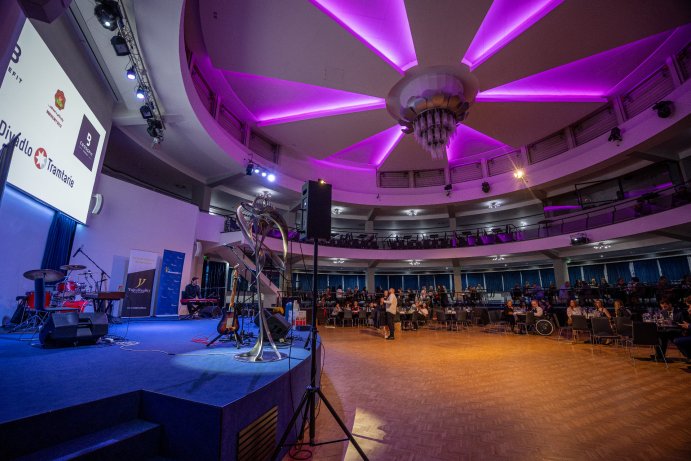  Poděkování pro pěstouny. Při Předmájové veselici
