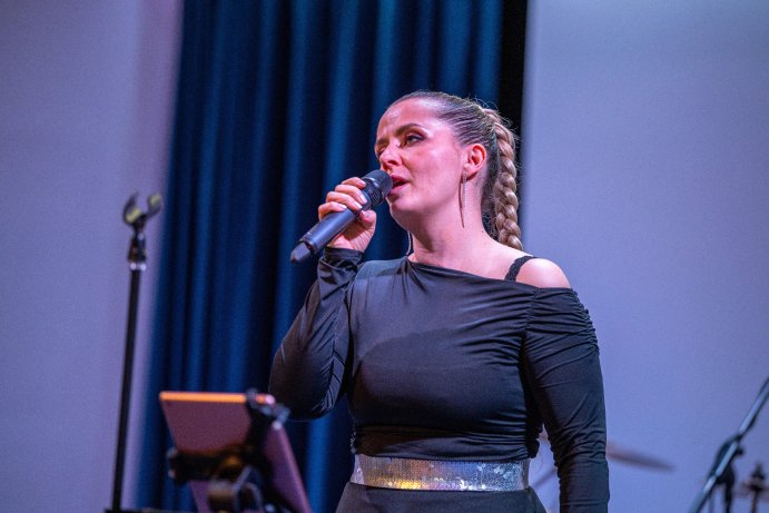  Poděkování pro pěstouny. Při Předmájové veselici
