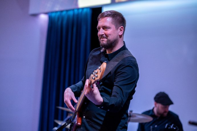  Poděkování pro pěstouny. Při Předmájové veselici
