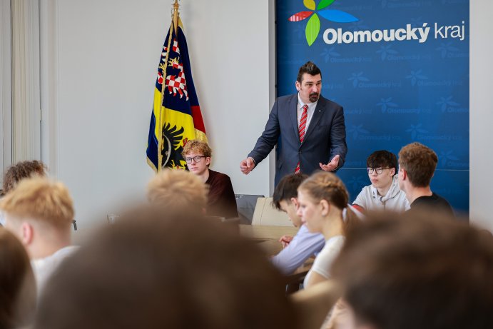  Studenti z Německa na hejtmanství, prohlédli si i historické centrum Olomouce
