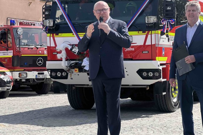  Nová cisterna pro hasiče v Žulové. Zapojili se lidé, přispěl i kraj
