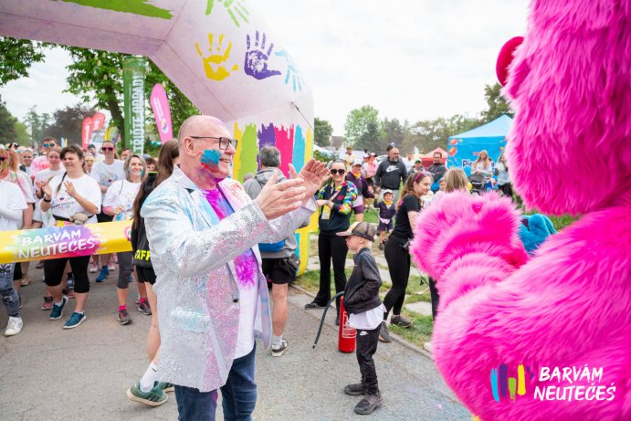 Olomouc rozzářil nejbarevnější běh roku
