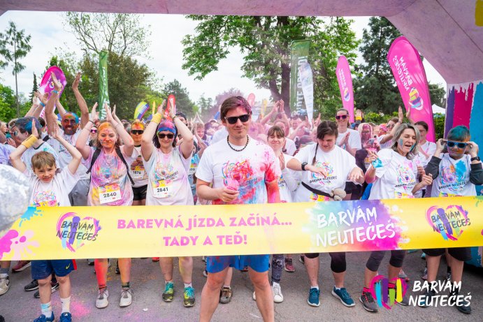  Olomouc rozzářil nejbarevnější běh roku
