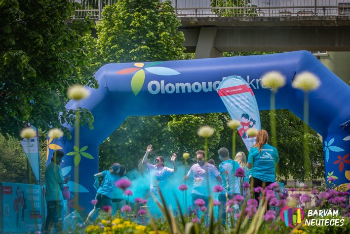  Olomouc rozzářil nejbarevnější běh roku
