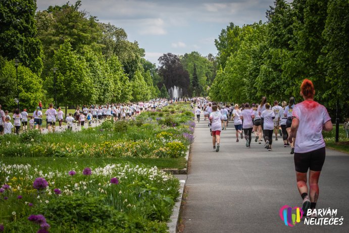  Olomouc rozzářil nejbarevnější běh roku
