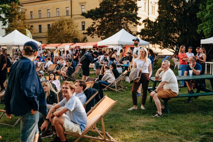  Olomoucký Letňák ožil majálesem. Královnou se stala Dina Štěrbová