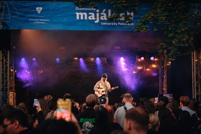  Olomoucký Letňák ožil majálesem. Královnou se stala Dina Štěrbová