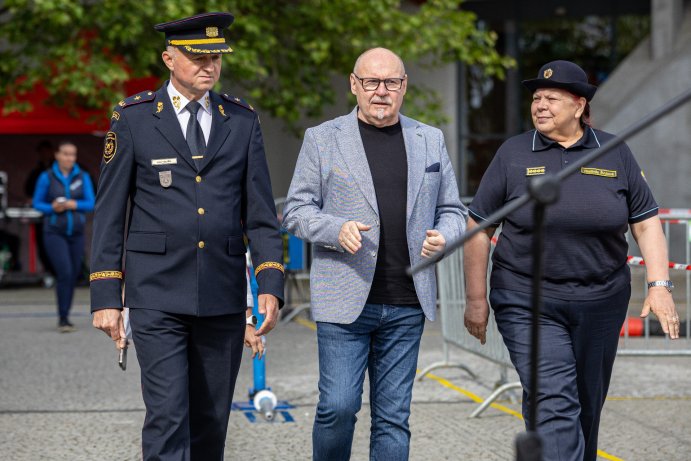  Nejtvrdší hasiči poměřili síly v Olomouci
