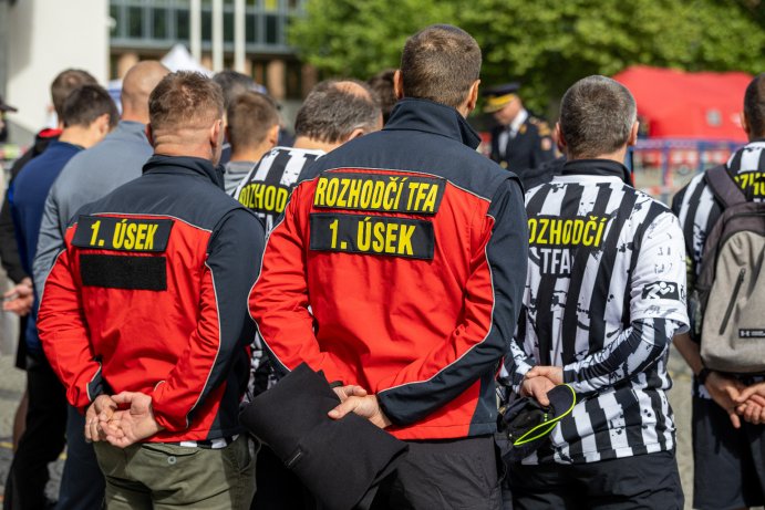  Nejtvrdší hasiči poměřili síly v Olomouci
