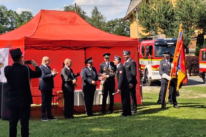 Hasiči z Vlčic oslavili 80 let tradice a služby obci