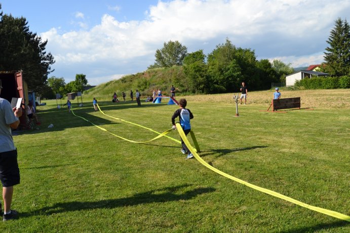  Štarnovští hasiči oslavili 140 let služby obci. Pokřtili nový prapor i zásahový vůz