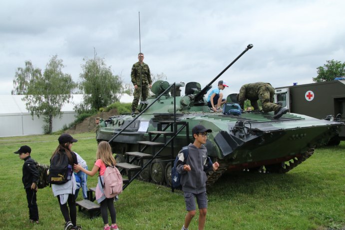  Bezpečnostní složky předvedly svou práci zblízka
