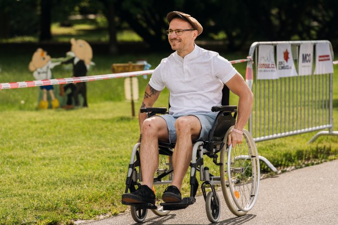  Olomoucká štafeta na vozíku spojila stovky lidí napříč světy
