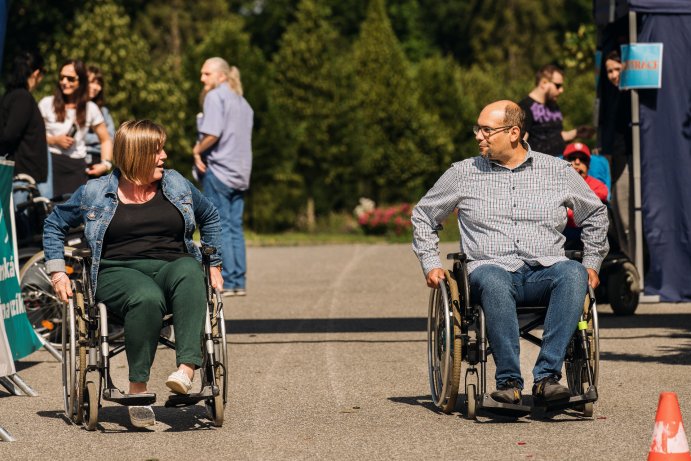  Olomoucká štafeta na vozíku spojila stovky lidí napříč světy

