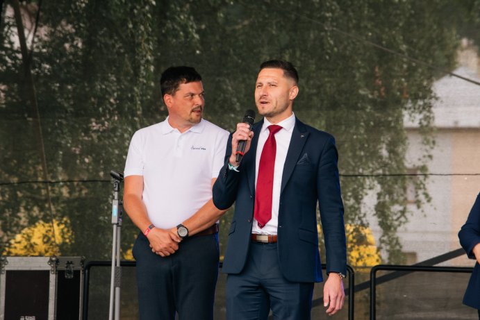  Česká Ves oslavila partnerství s polskými Walcemi