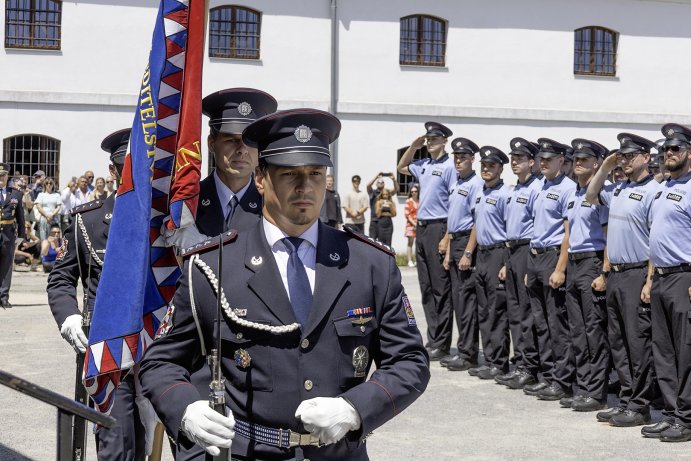  Výročí Policie ČR doprovodilo ocenění i služební sliby