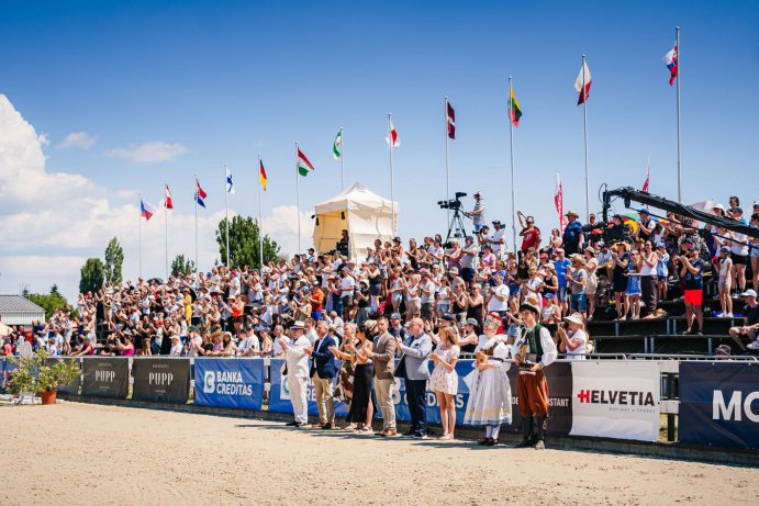  Olomouc hostila Světový pohár v parkurovém skákání. Dorazily stovky koní i jezdců z 13 zemí
