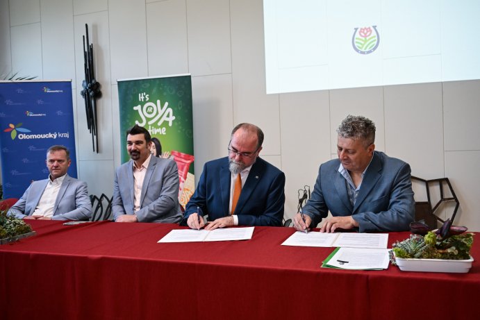  SŠZZ Olomouc slaví 150 let. Významné jubileum připomněly oslavy i floristická soutěž
