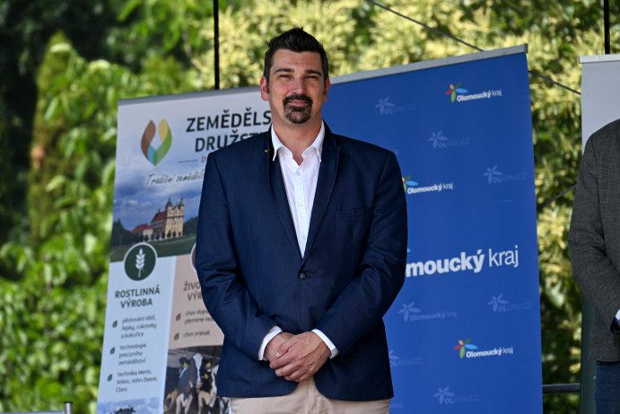  SŠZZ Olomouc slaví 150 let. Významné jubileum připomněly oslavy i floristická soutěž