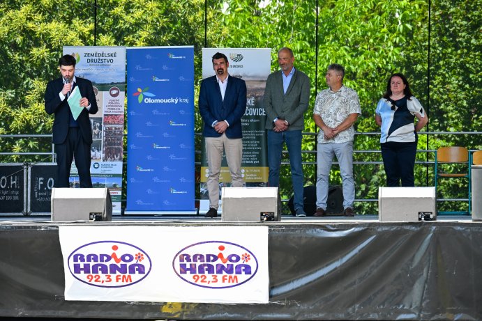  SŠZZ Olomouc slaví 150 let. Významné jubileum připomněly oslavy i floristická soutěž