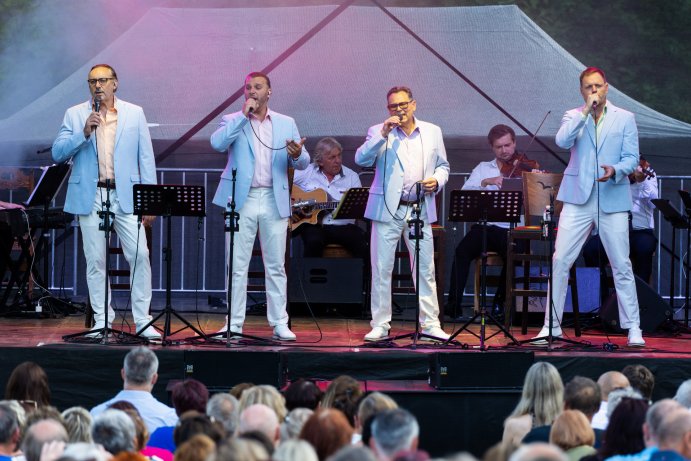  4 Tenoři zahájili Šternberské kulturní léto pod hvězdami